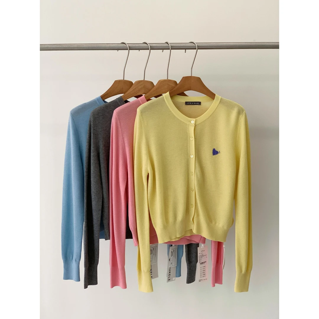 zhukele 丝线爱心圆领羊 毛开衫   休闲百搭潮流