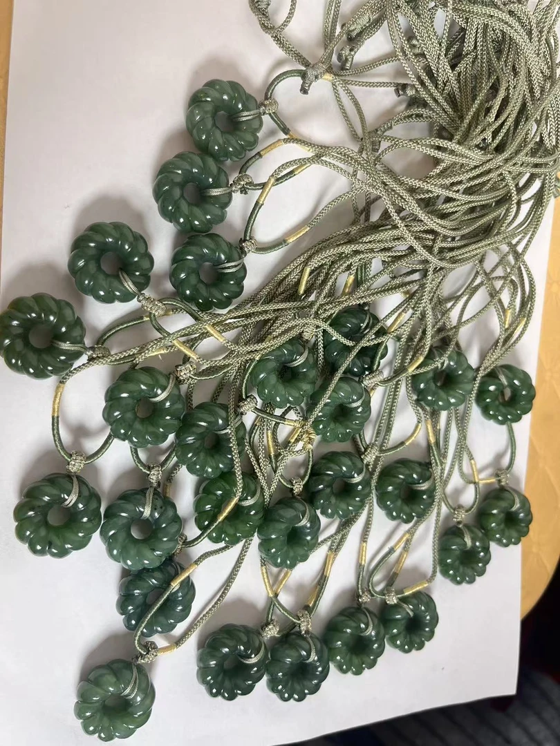 和田玉碧玉吊坠25*10mm左右多样性发其一C-919