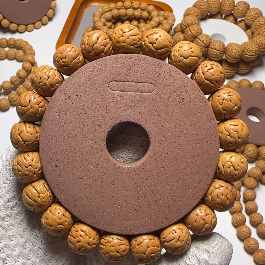 s***g桃核手串全品肌肉纹