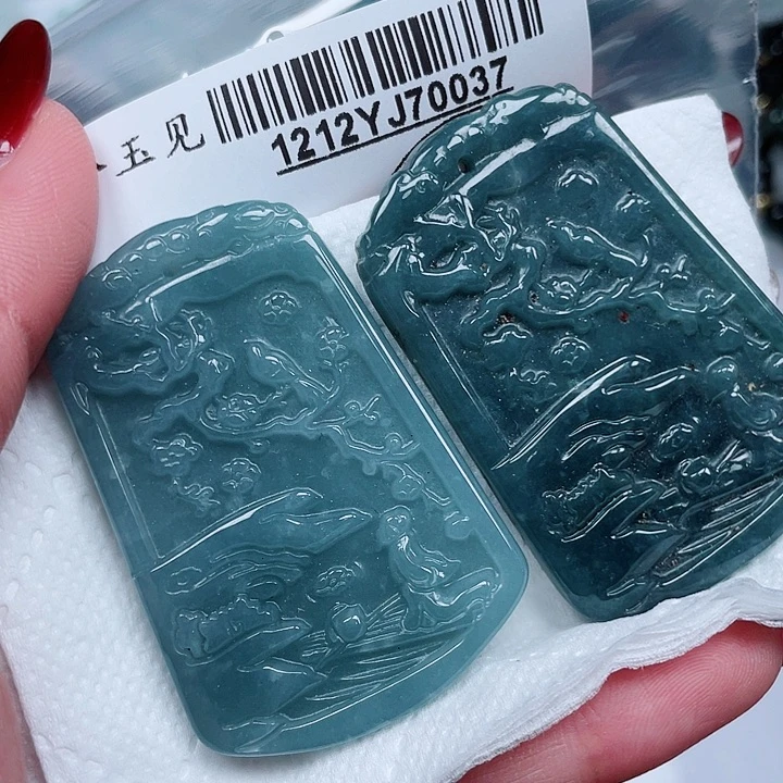 翡翠未镶嵌吊坠(不含链)