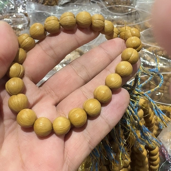 吊坠猴头核桃猴头屁桃卡12左右