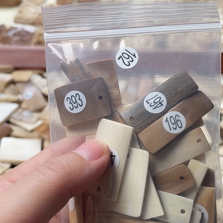 泥塑不打孔联系客服