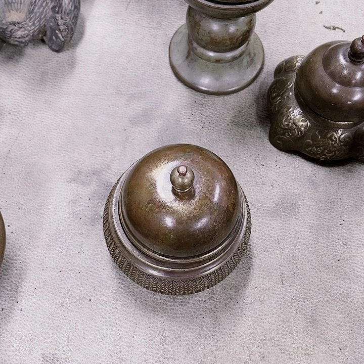 铜器铭文碎片时间紫**摩