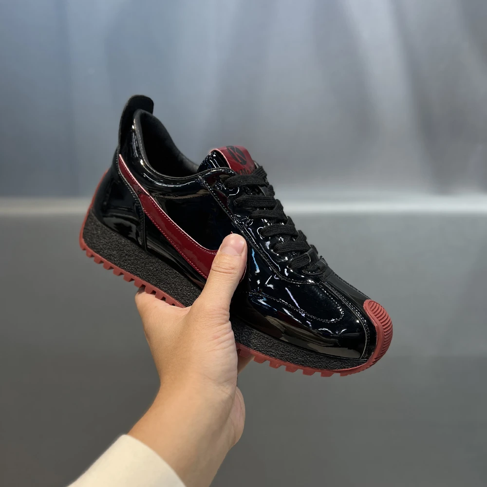 漆皮亮面潮流阿甘鞋时尚运动百搭软底舒适单棉同款男士休闲鞋秋冬