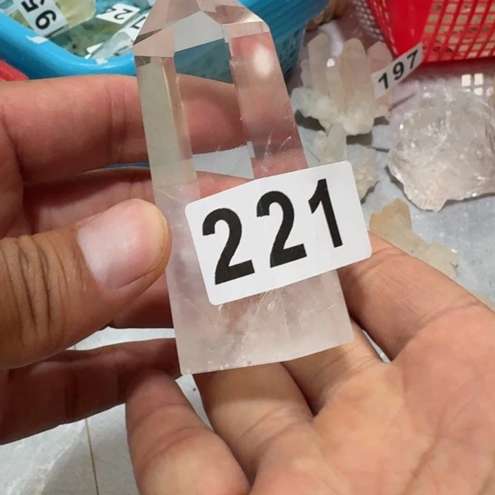 未镶嵌水晶大型摆件（非配饰）