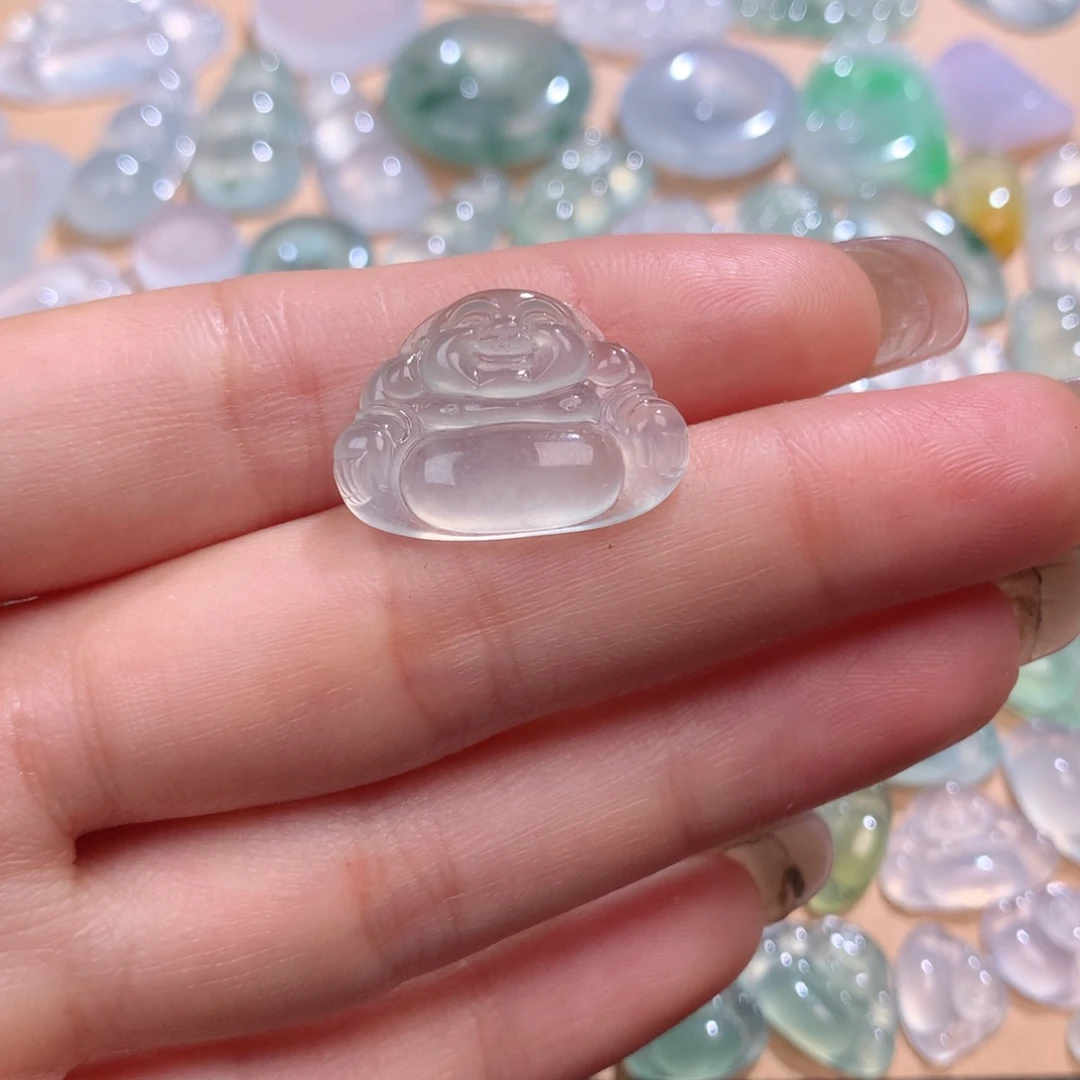 翡翠挂件未镶嵌佛