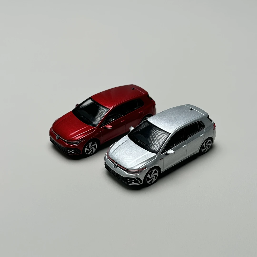 Sonic Gear 1/64比例 四色可选 高尔夫Gti 合金汽车模型