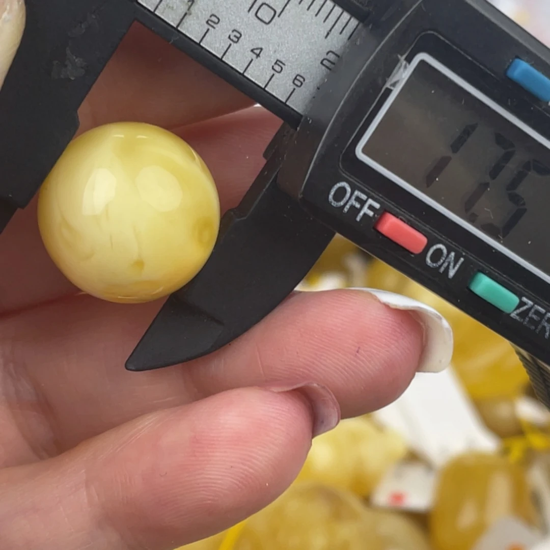 未镶嵌琥珀裸石蜜蜡892