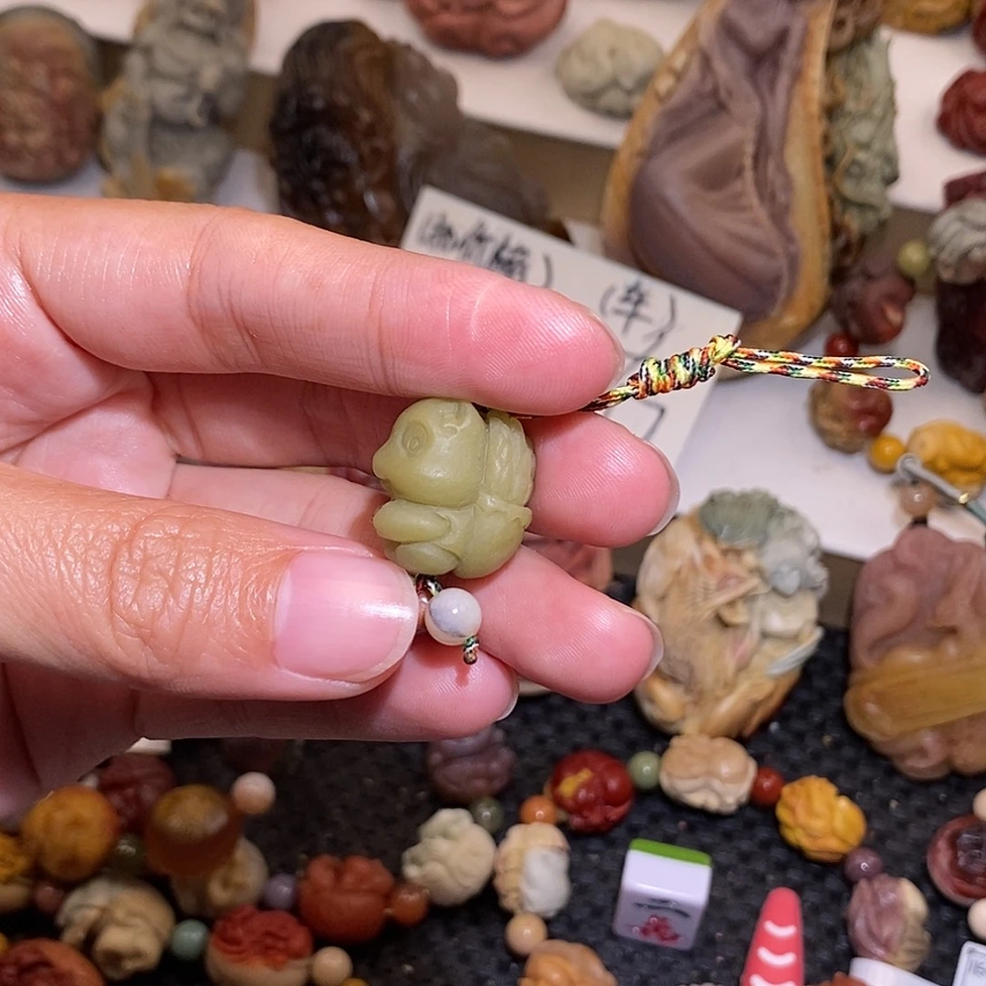 石英质玉（阿拉善玉）未镶嵌手链