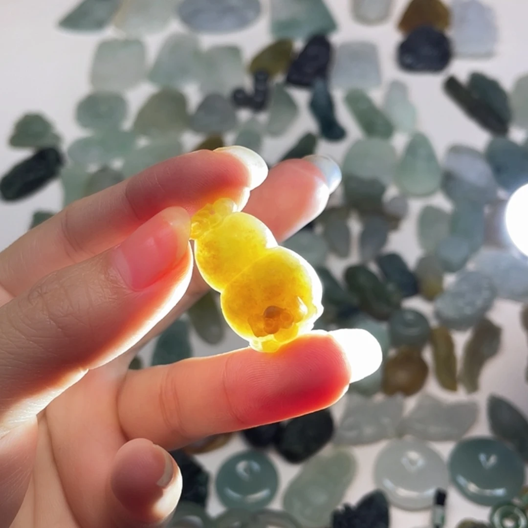 未镶嵌定制翡翠翡翠