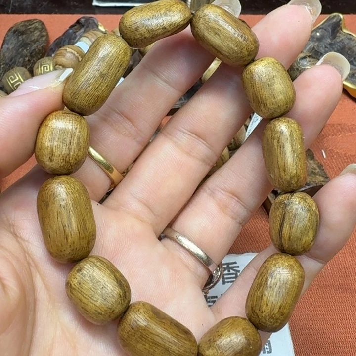 大叶紫檀（黑酸枝木类）