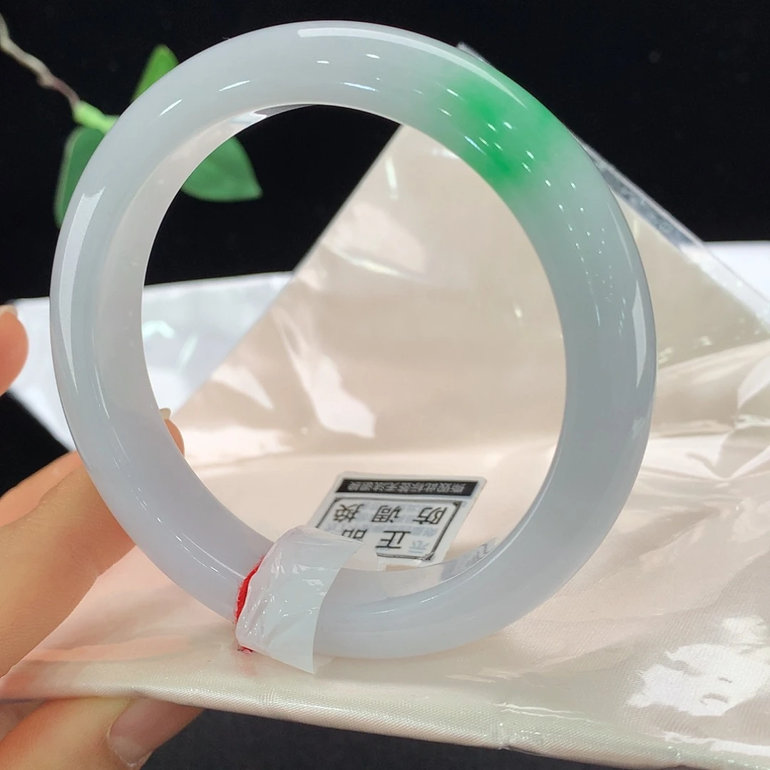 翡翠未镶嵌手镯0354