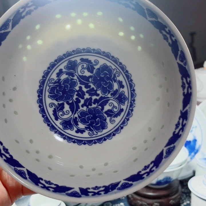 青花玲珑7寸面碗牡丹花