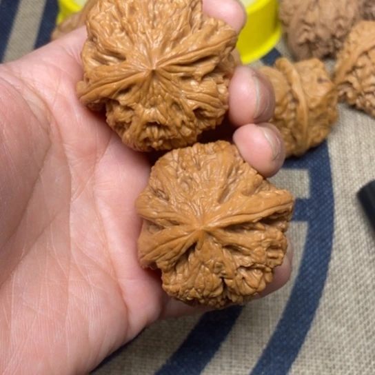 吊坠文玩核桃粗筋