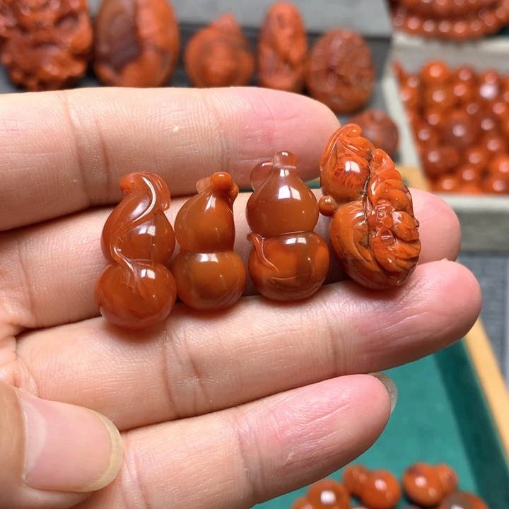 吊坠(不含链)未镶嵌南红玛瑙自***的