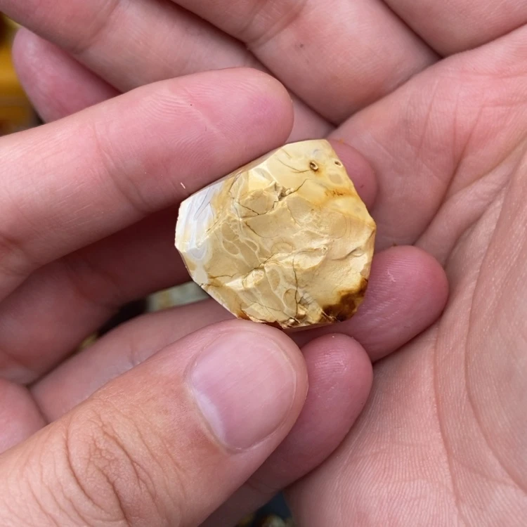 【闪购商品】定制琥珀未镶嵌用****6蜜蜡