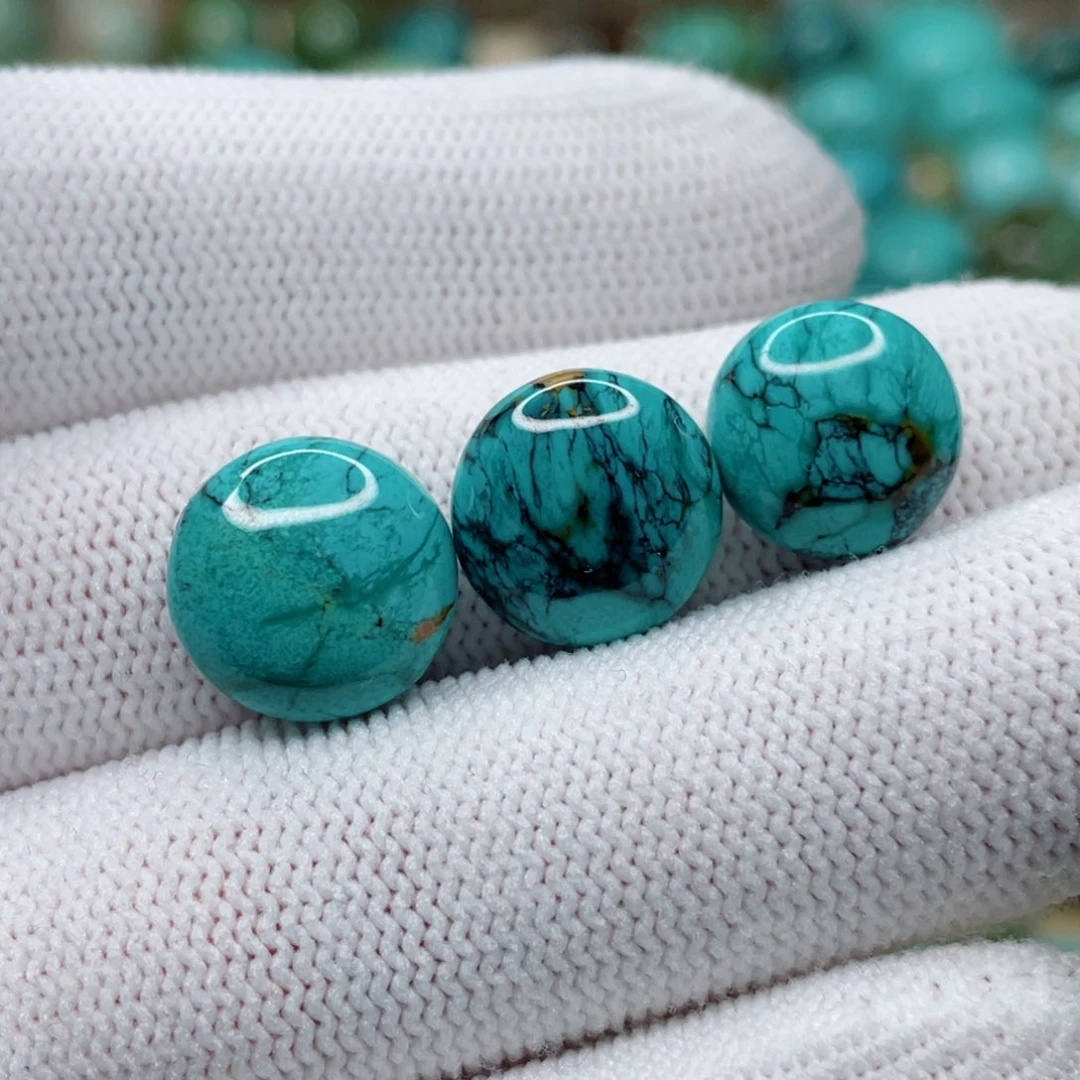 未镶嵌绿松石颈饰