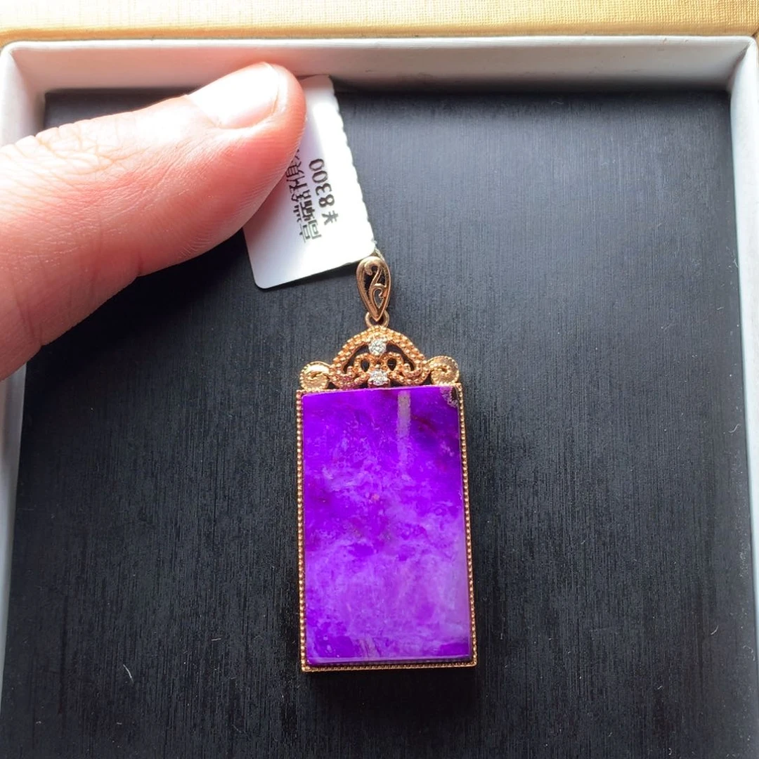 舒俱来18k金吊坠