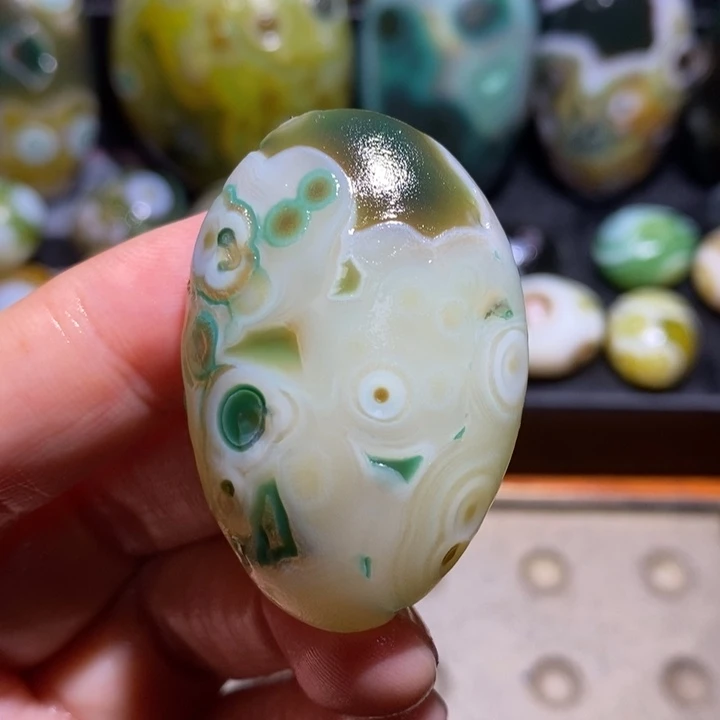 未镶嵌玛瑙/玉髓珠宝半成品