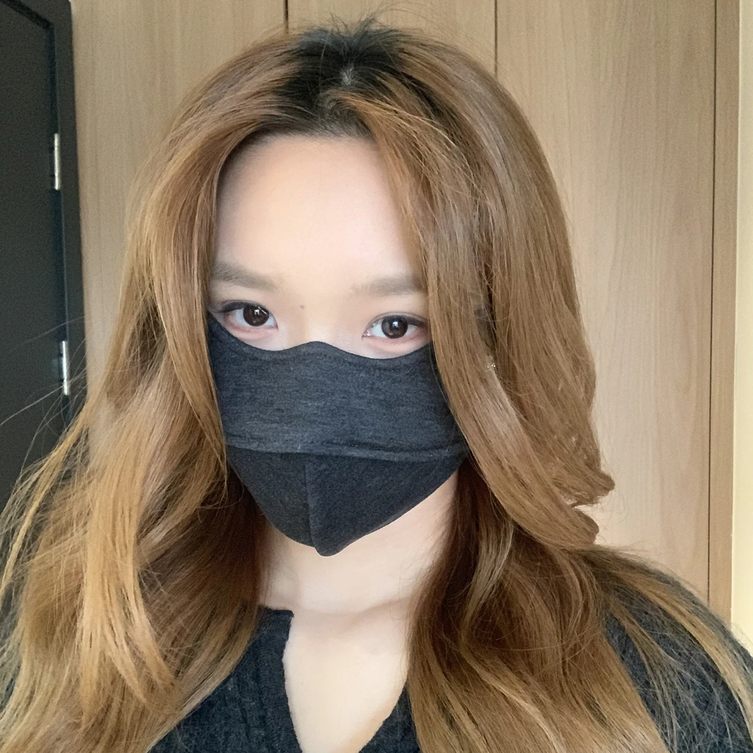 扁平方圆脸盲入超显脸小秋冬保暖口罩鱼骨支撑防蹭妆