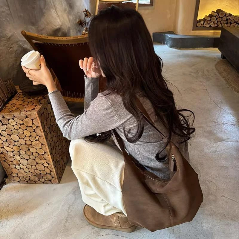 URCAN REUIUQ2025夏季新韩系小众设计磨砂饺子包复古单肩斜挎大容