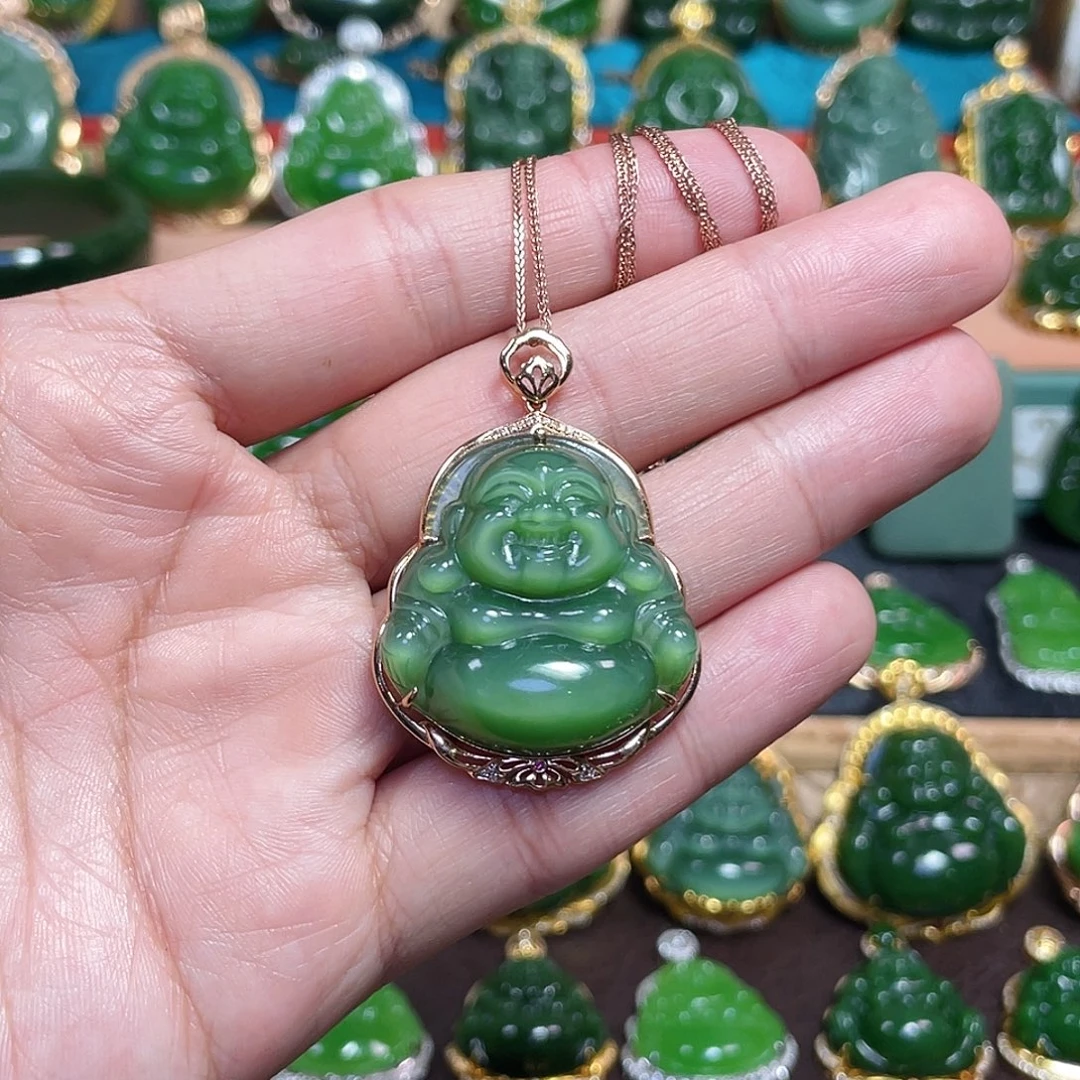 颈饰18K金镶嵌和田玉（碧玉）32mm