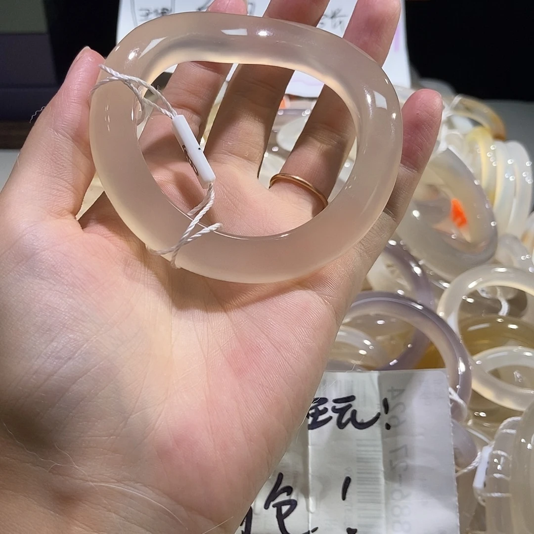 蜜***可手镯玛瑙/玉髓合金