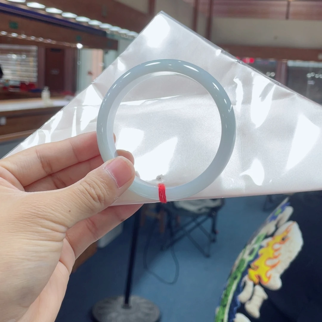 未镶嵌手镯翡翠淡*?福利