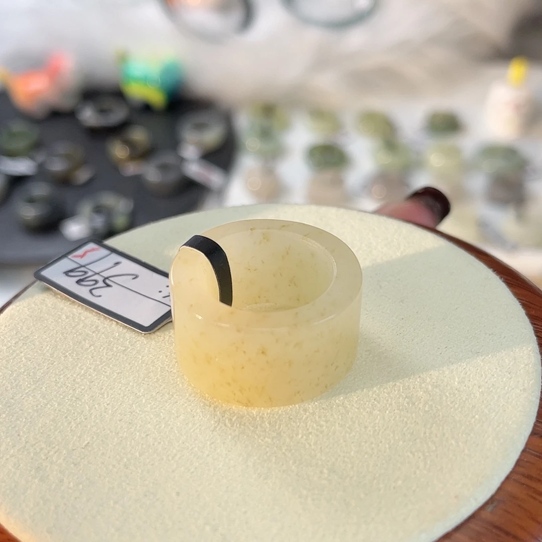 和田玉未镶嵌戒指k38 桂花糖直切16.6