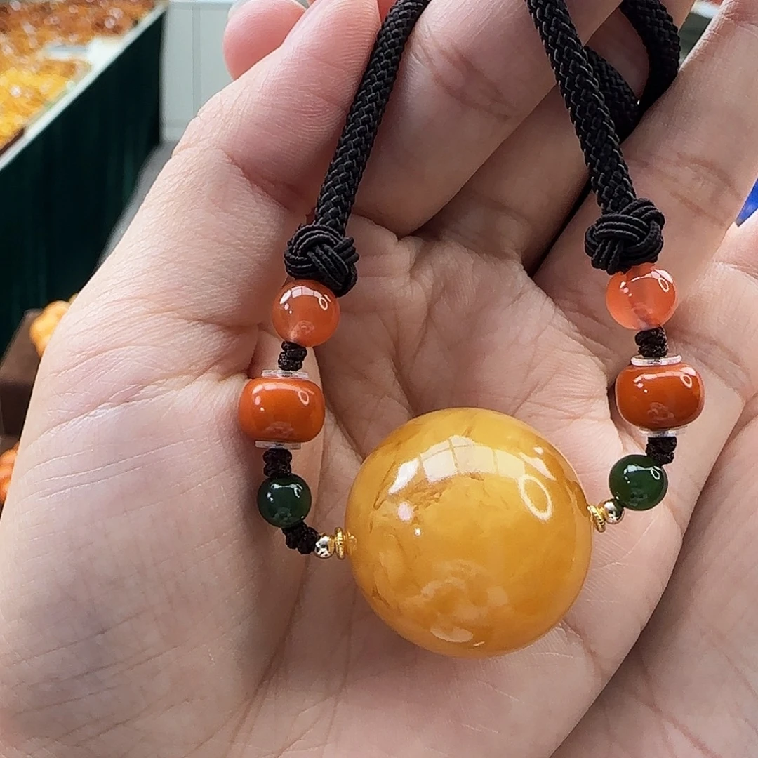 琥珀颈饰未镶嵌吊坠
