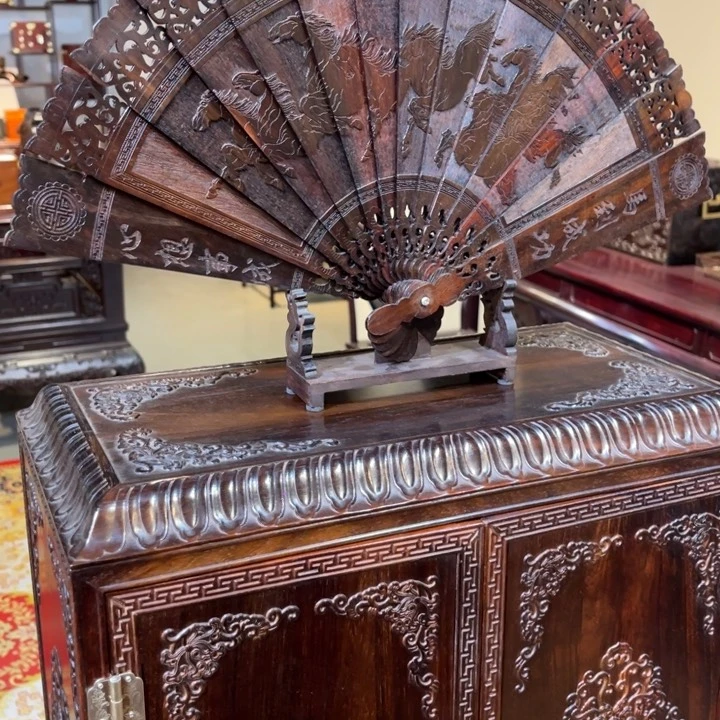 紫檀木类成套家具