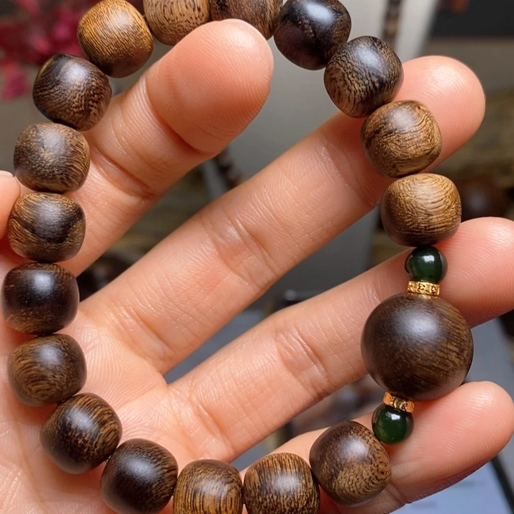 沉香手串越南芽庄白棋楠瘤疤1.0➕芽庄绿棋楠瘤疤1.5