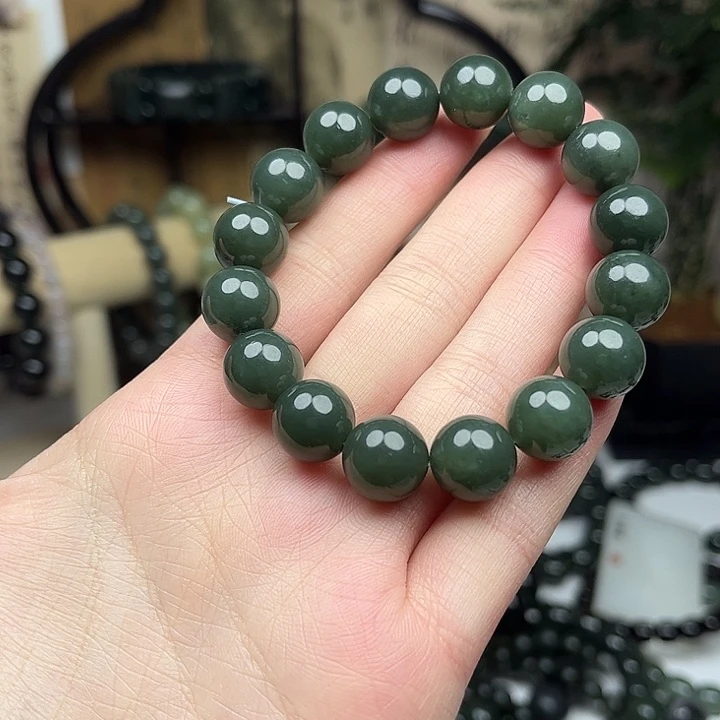 和田玉未镶嵌手串