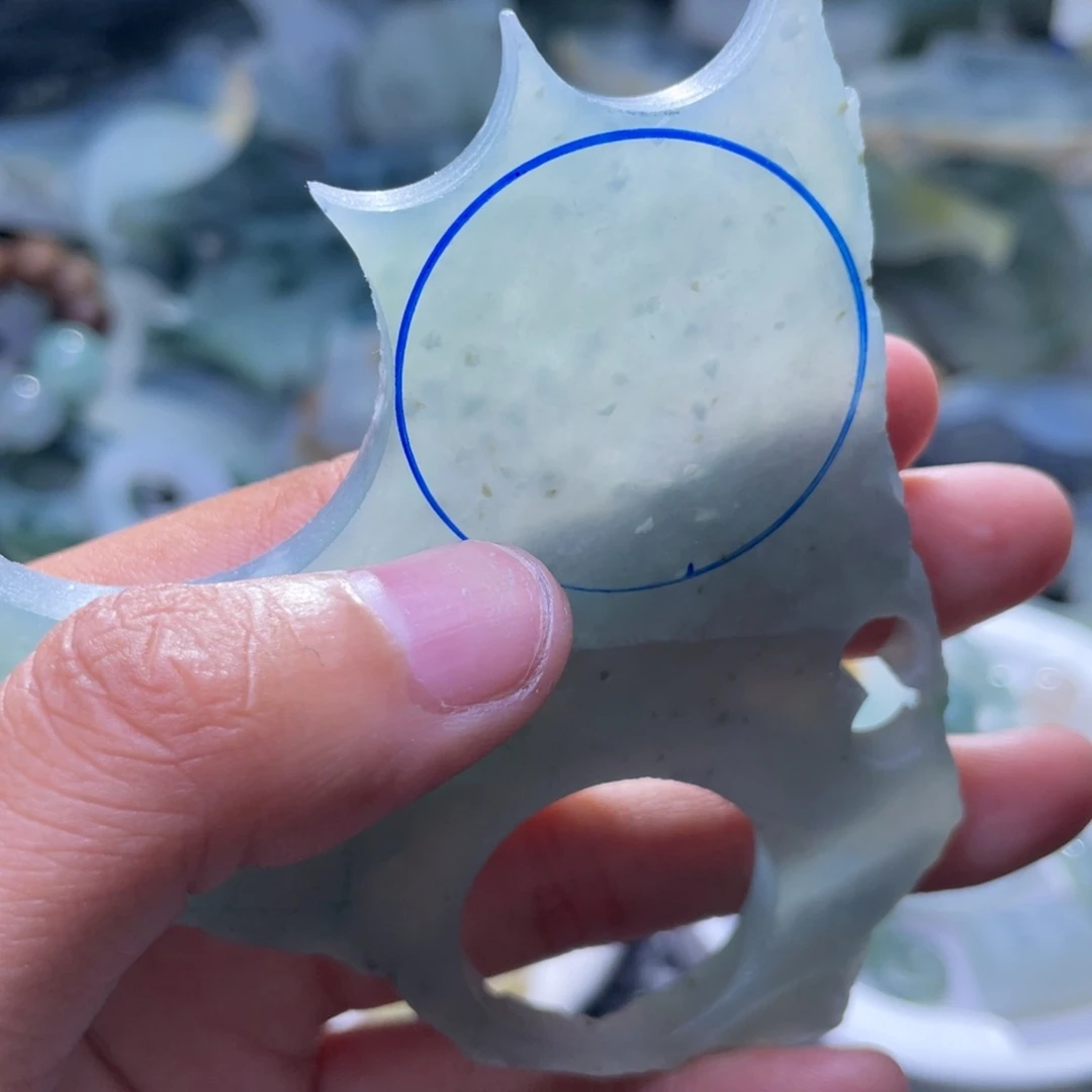 未镶嵌定制翡翠爆***?翡翠定制