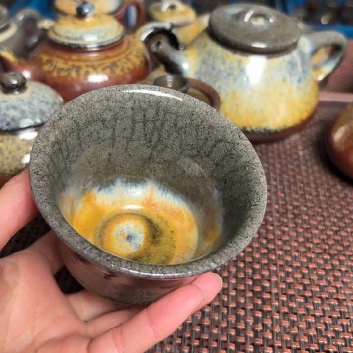 茶杯紫砂开片马蹄130 C