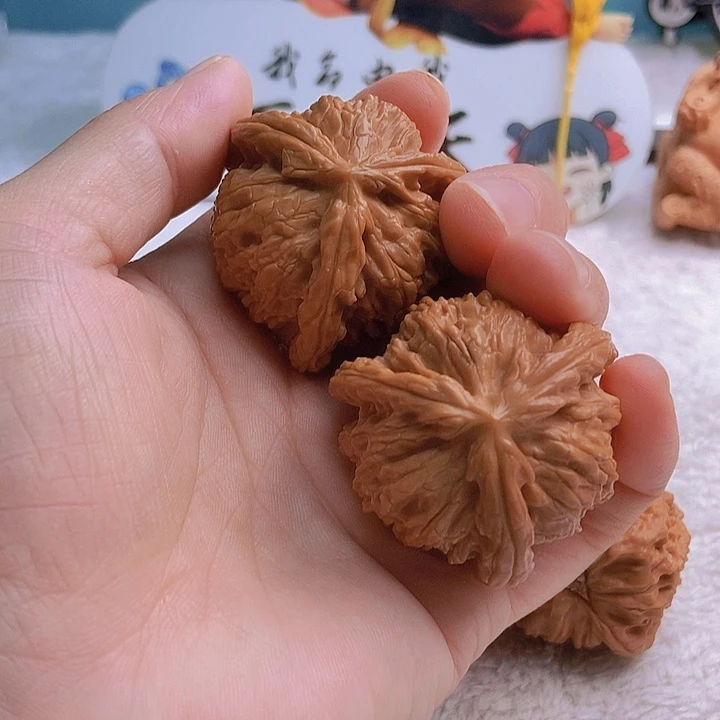 吊坠文玩核桃?****7三棱
