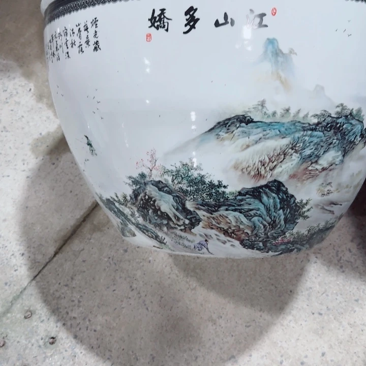 用***6瓷片直径62厘米高度42厘米