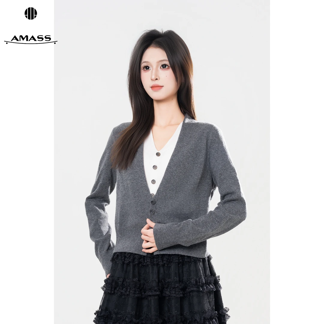 AMASS/阿玛施早春新款时尚休闲百搭假两件V领针织衫上衣女 548006