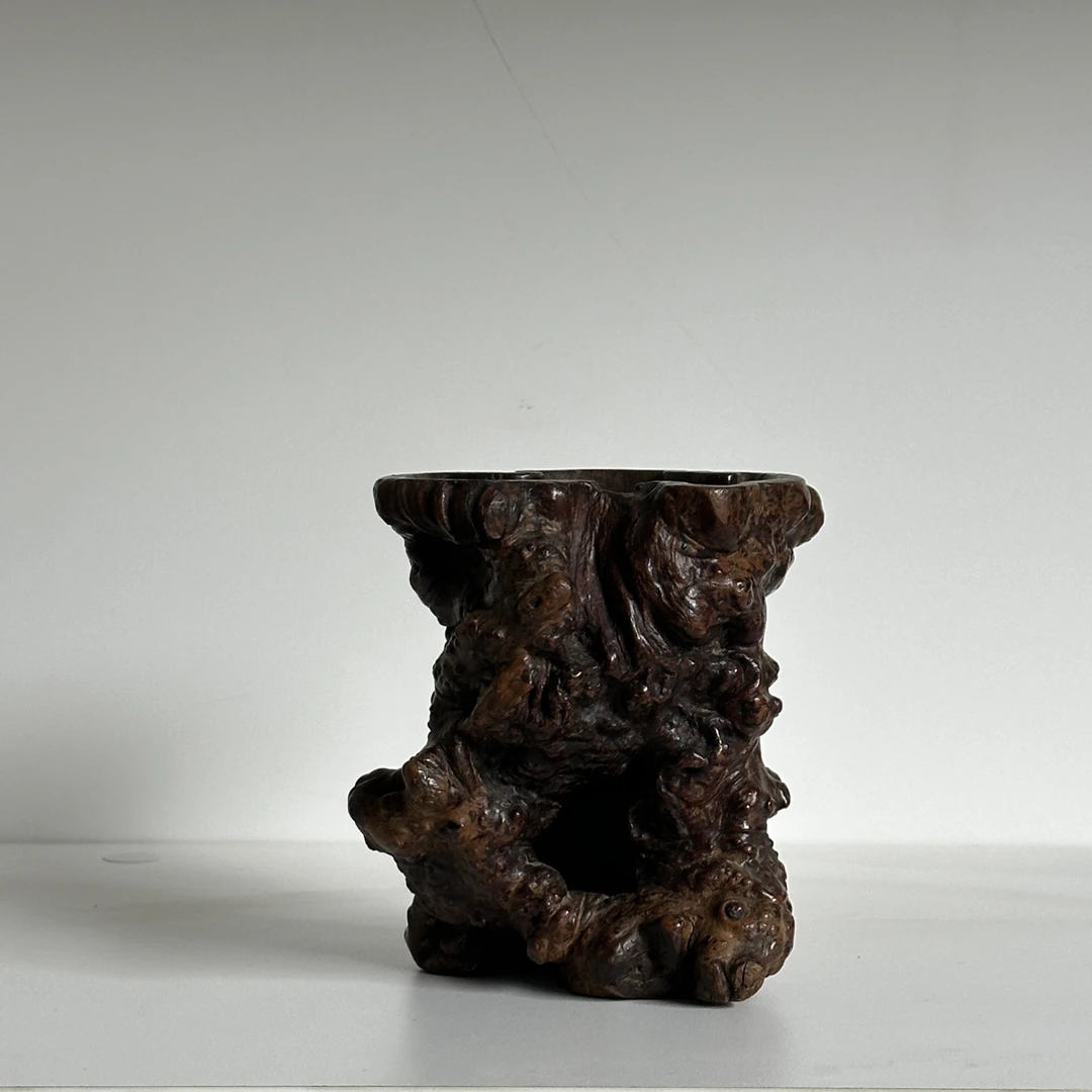 龙眼木树瘤笔筒古董收藏佳品书房