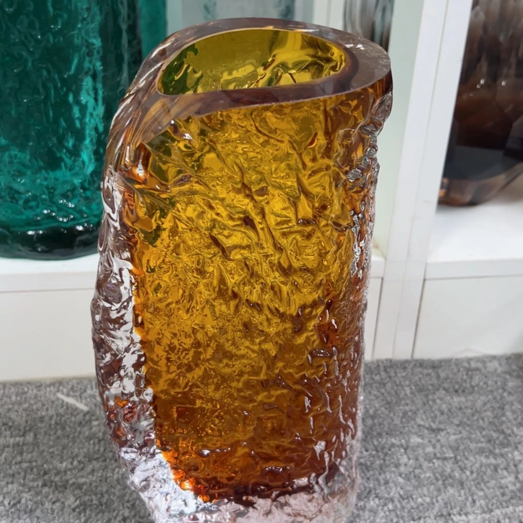 乐*幻彩琉璃花器高度31微瑕