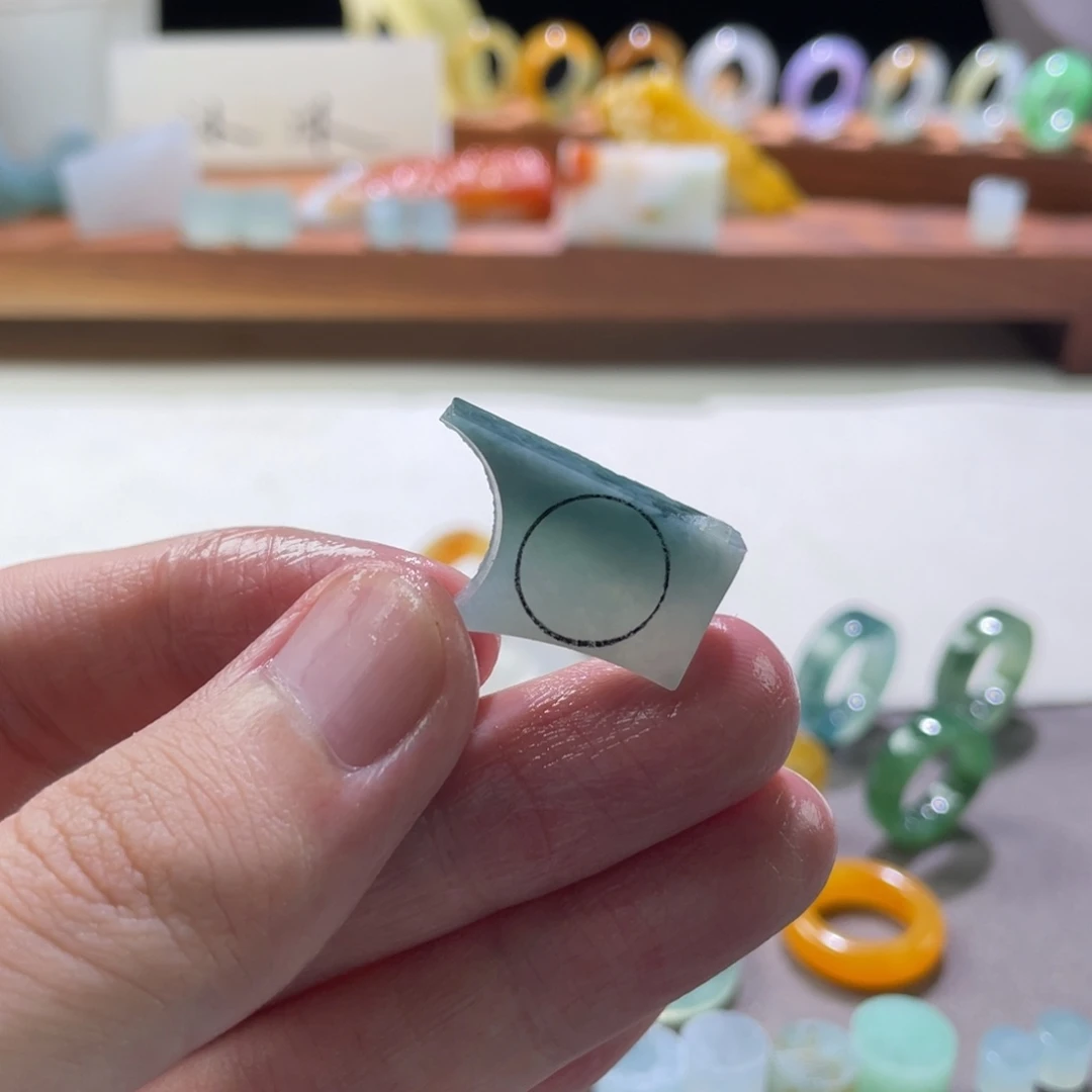 定制翡翠未镶嵌翡翠