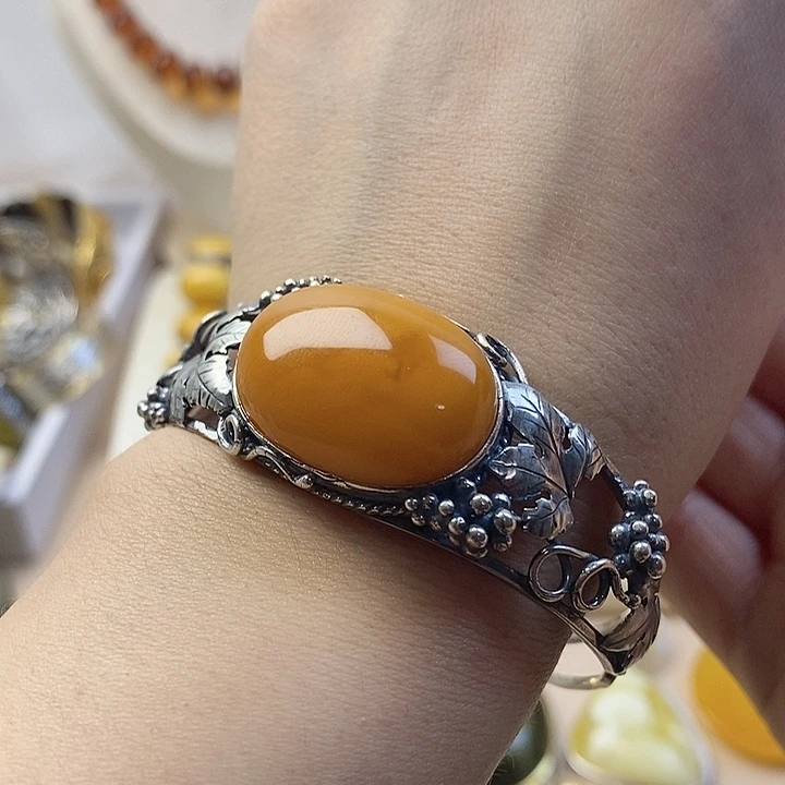 琥珀银S925镶嵌手镯蜜蜡手镯