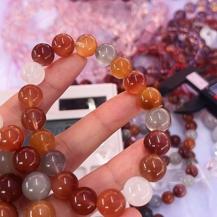 未镶嵌颈饰水晶十*