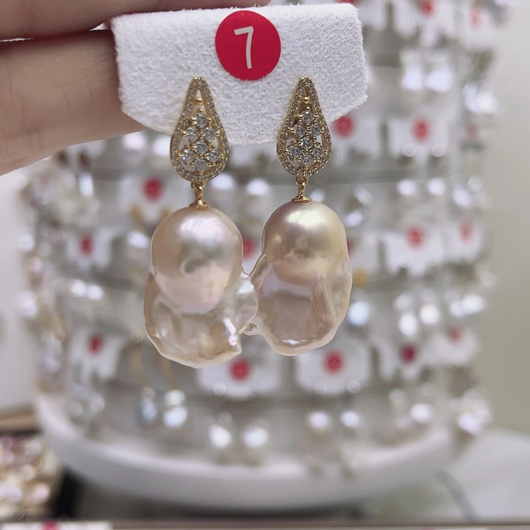 淡水珍珠银S925镶嵌颈饰滕****育