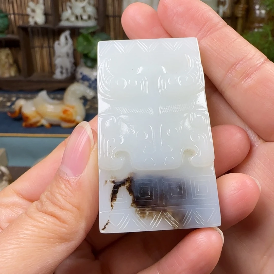 脚***哥和田玉（糖玉）未镶嵌挂件