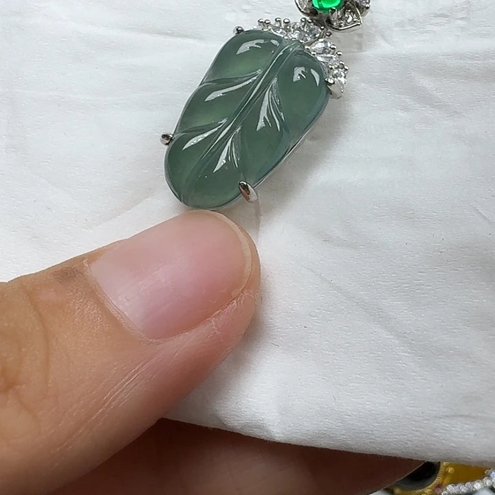 颈饰未镶嵌翡翠翡翠