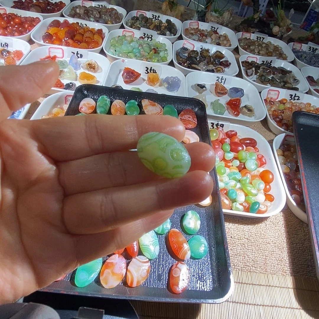 玛瑙/玉髓合金珠宝奇石