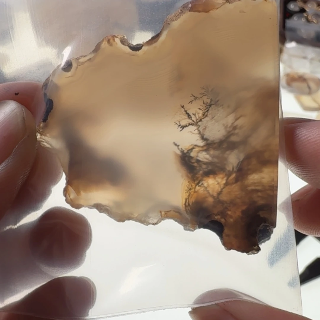 9***3玛瑙/玉髓未镶嵌珠宝半成品