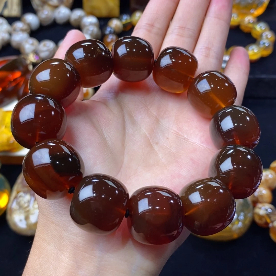 未镶嵌颈饰琥珀61克20mm