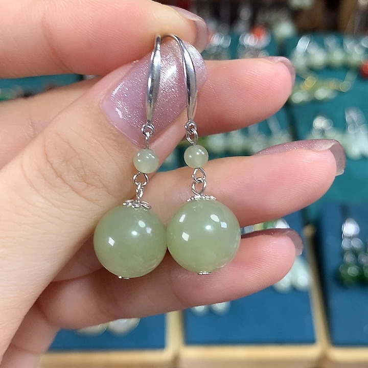 和田玉银S925镶嵌耳饰天然卡12mm左右冰晴水